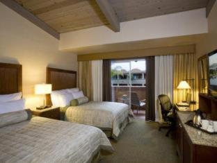 Handlery Hotel San Diego Room photo