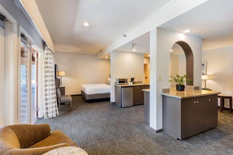 Handlery Hotel San Diego Exterior photo